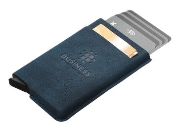 námořnická modrá